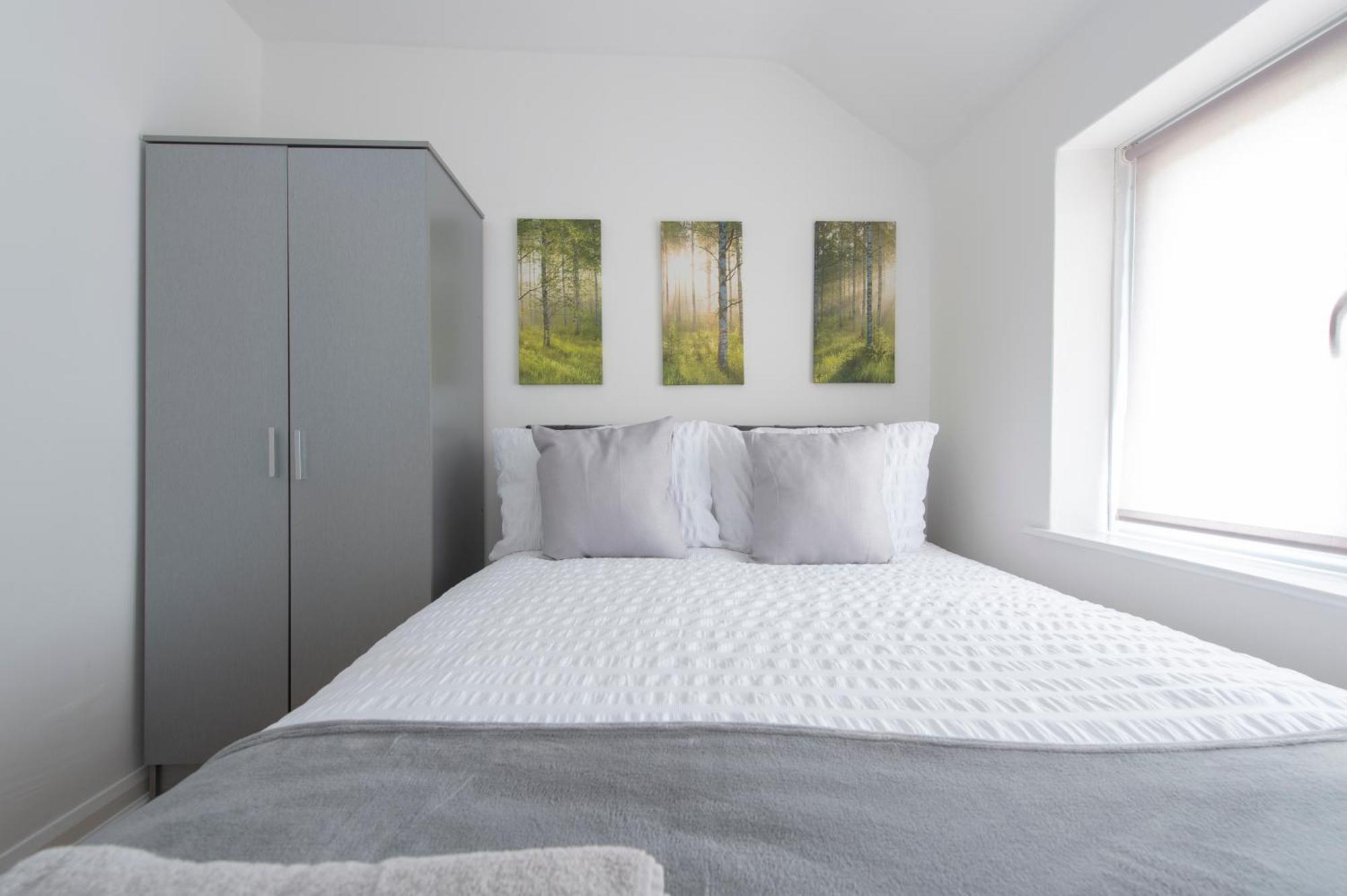 3 Bed House In Rochester 4 Beds Sleeps 7 Wainscot Dış mekan fotoğraf